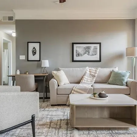 Landing At Ranch At Fossil Creek - 1 Bedroom In North Fort Worth